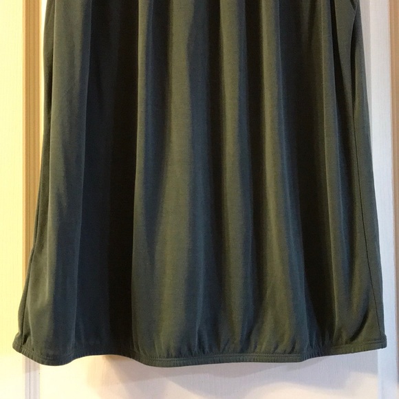 LOFT - NWOT Sleeveless Blouse - Picture 3 of 4
